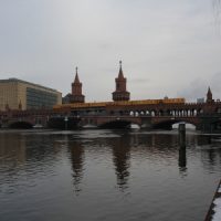 Die Oberbaumbrücke in Berlin
