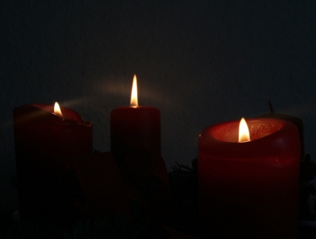 11. Dezember 2011 = 3. Advent und die dritte Kerze brennt